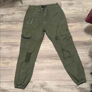 Fashion Nova Green Wide Leg Jumpsuit with Relaxed Fit